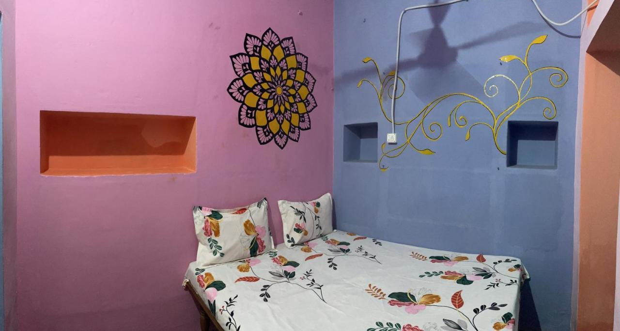 Indra Paying Guest House Varanasi Dış mekan fotoğraf